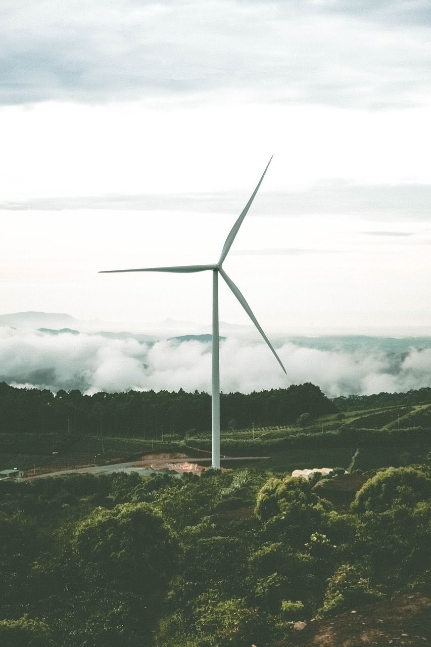 découvrez l'énergie éolienne, une source d'énergie renouvelable et durable qui transforme la force du vent en électricité. apprenez comment cette technologie contribue à la transition énergétique, réduit les émissions de carbone et favorise un avenir plus vert.