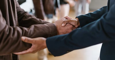 Financement participatif vert : Comment soutenir des projets écologiques grâce à la collecte de fonds