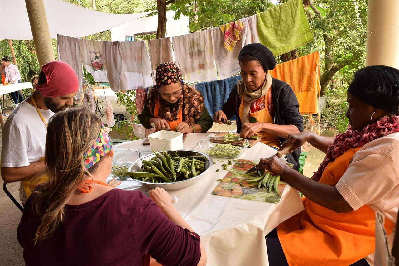 découvrez la permaculture, une approche durable de l'agriculture qui combine techniques écologiques et respect de la biodiversité. apprenez à cultiver en harmonie avec la nature, tout en enrichissant votre terre et en produisant des aliments sains pour vous et votre famille.