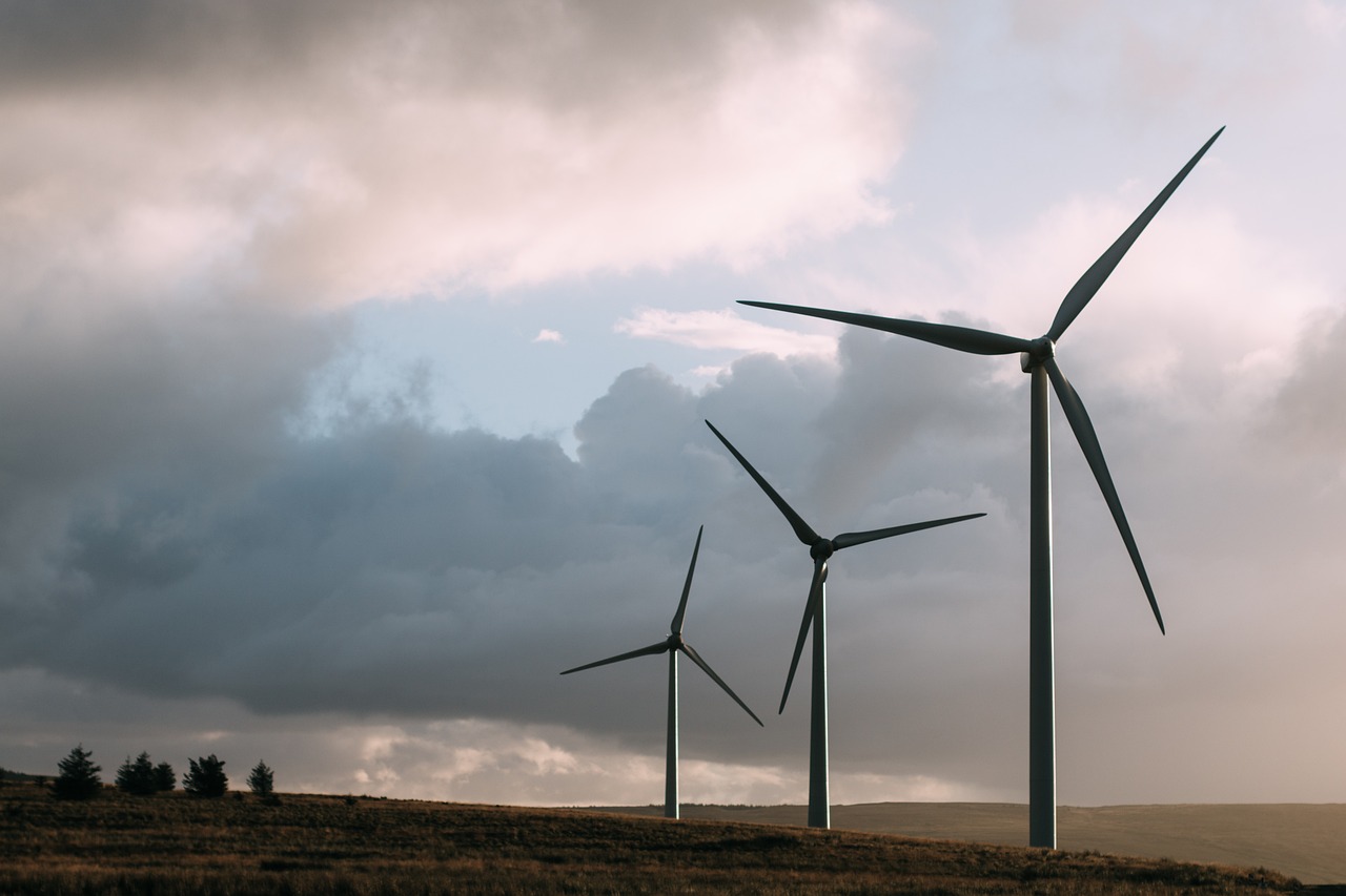découvrez les avantages de l'énergie renouvelable : une source d'énergie durable, respectueuse de l'environnement, qui réduit les émissions de carbone, favorise l'indépendance énergétique et stimule l'économie locale.