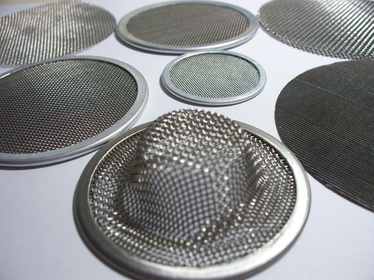 découvrez l'art du filtrage : apprenez à séparer, purifier et classifier des éléments pour optimiser vos résultats. que ce soit dans le domaine de la science, de la technologie ou de la gestion des données, maîtrisez les techniques de filtrage pour atteindre une efficacité maximale.