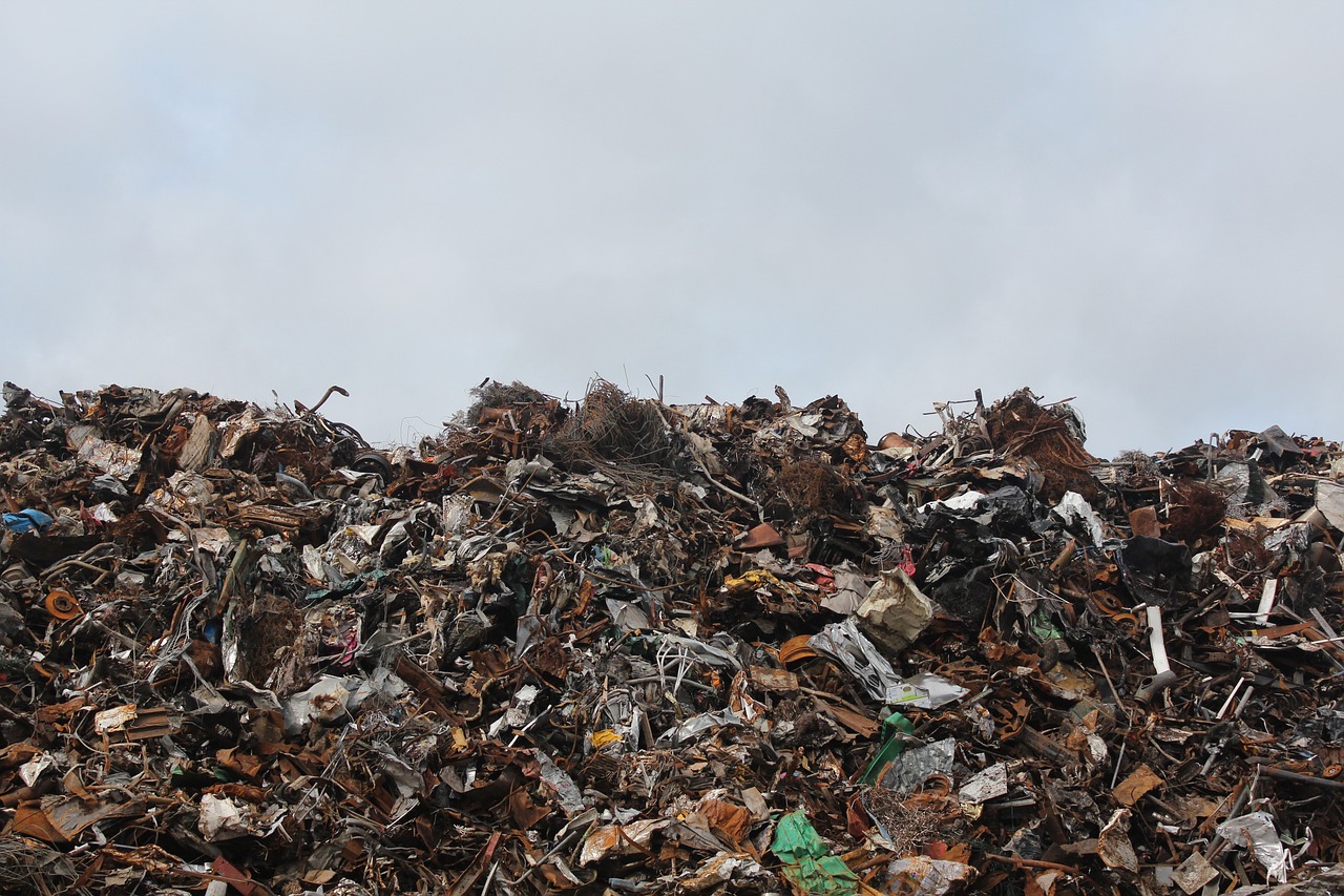découvrez des stratégies efficaces de réduction des déchets pour un mode de vie plus durable. apprenez à minimiser votre impact environnemental tout en adoptant des pratiques écoresponsables au quotidien.