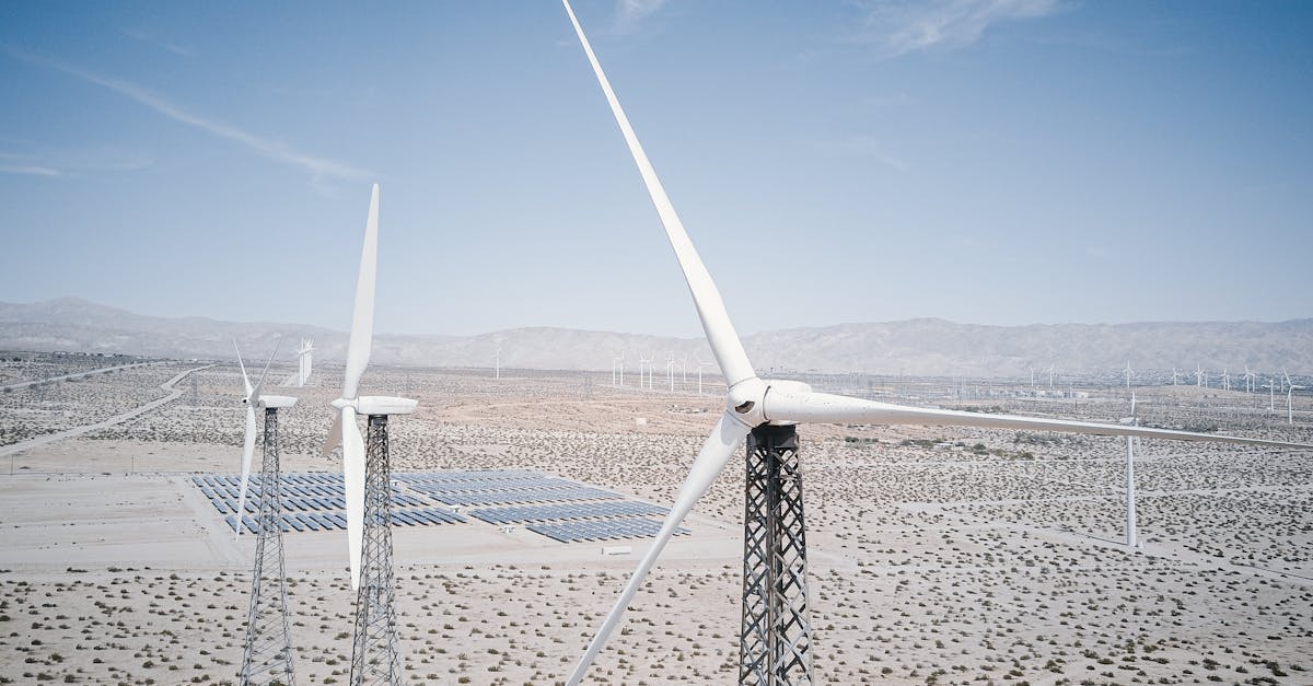 découvrez comment la transition énergétique transforme notre avenir en adoptant des sources d'énergie renouvelables, réduisant les émissions de carbone et favorisant un développement durable. explorez les enjeux, solutions et innovations en matière d'énergie verte.