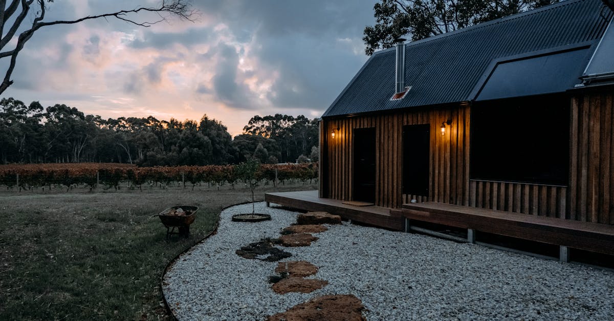 découvrez l'architecture durable, une approche innovante et respectueuse de l'environnement qui allie esthétisme, fonctionnalité et durabilité. explorez comment cette tendance façonne nos espaces de vie tout en préservant la planète.