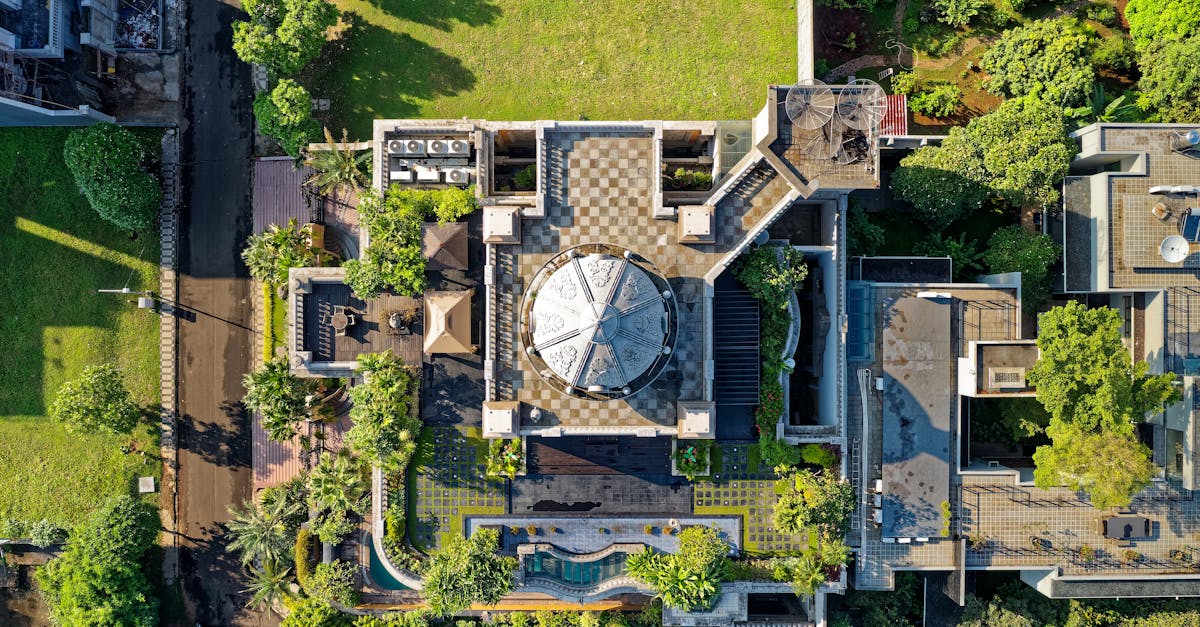 découvrez l'architecture durable, une approche innovante qui allie esthétisme, fonctionnalité et respect de l'environnement. apprenez comment les matériaux écologiques et les techniques de construction responsables transforment nos espaces de vie tout en préservant la planète pour les générations futures.